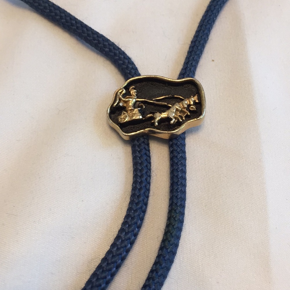 Vintage chariot bolo tie